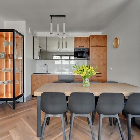 Doki Apartments By Staywin Danzica Esterno foto